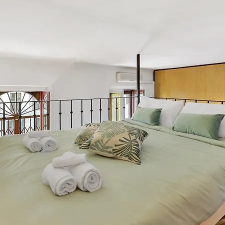 Loft 4 Posti Letto, Duomo 15' - Linate 15' Metro M4 아파트 밀라노