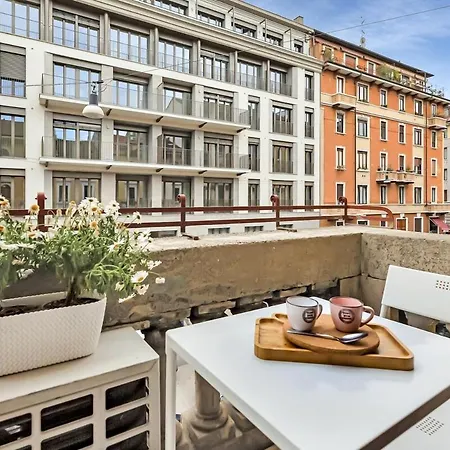 Loft 4 Posti Letto, Duomo 15' - Linate 15' Metro M4 아파트 밀라노