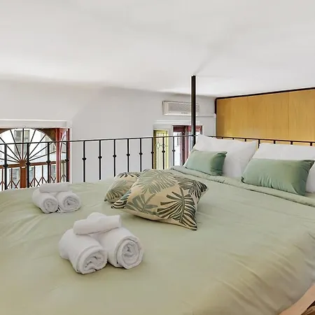 아파트 Loft 4 Posti Letto, Duomo 15' - Linate 15' Metro M4